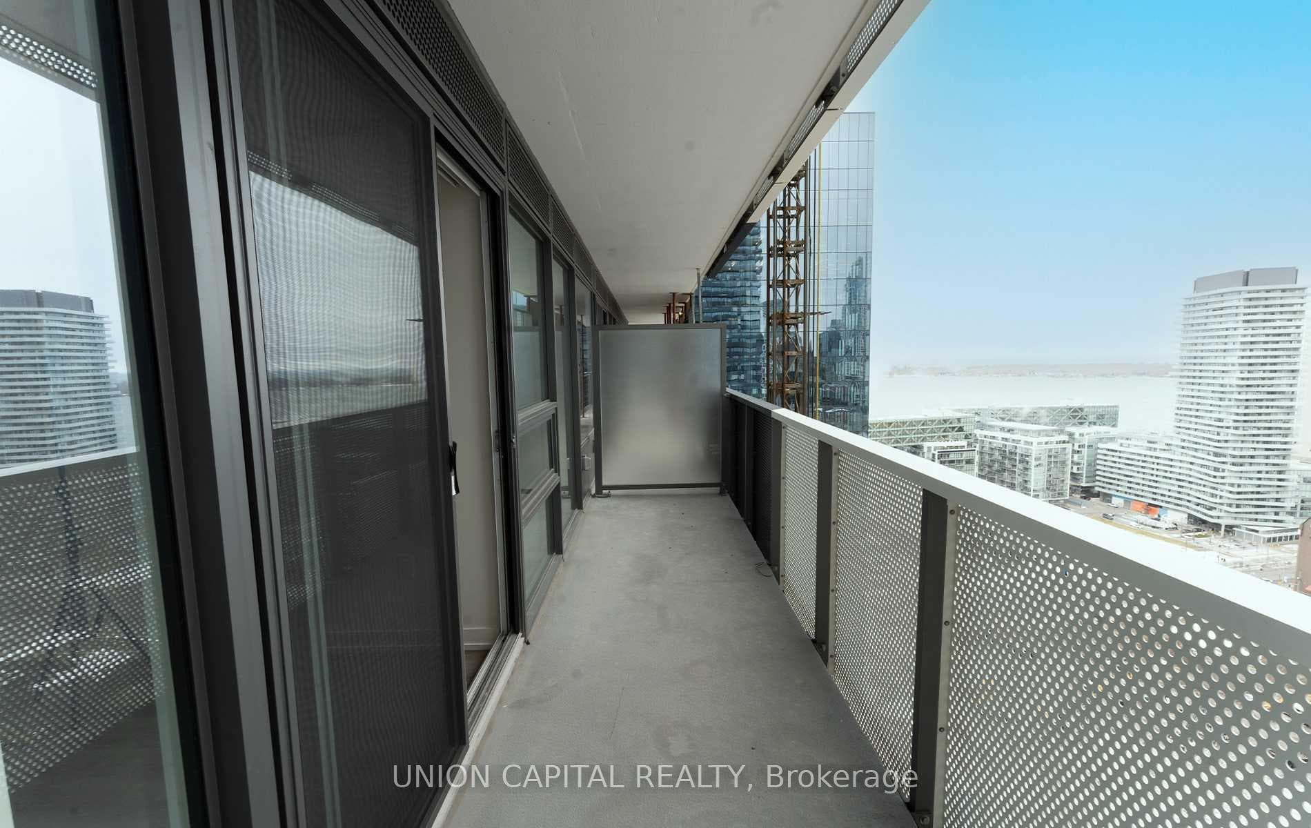 138 Downes Street Unit 2912 photo 21