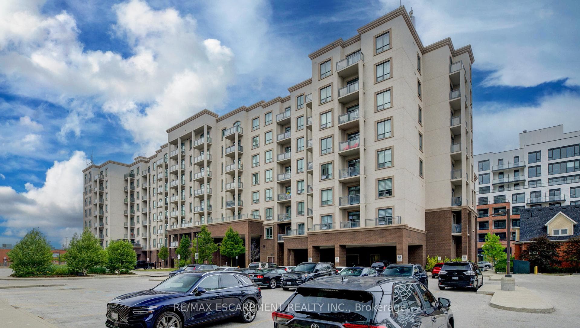 2486 Old Bronte Road Unit 720 photo 1