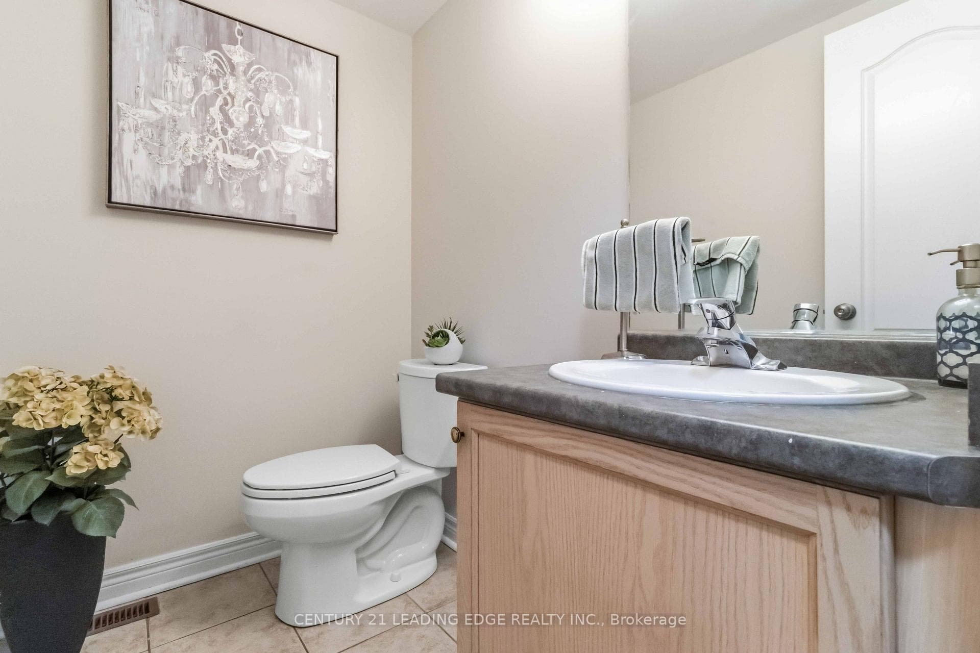 47 Cordoba Drive Unit 5 photo 34