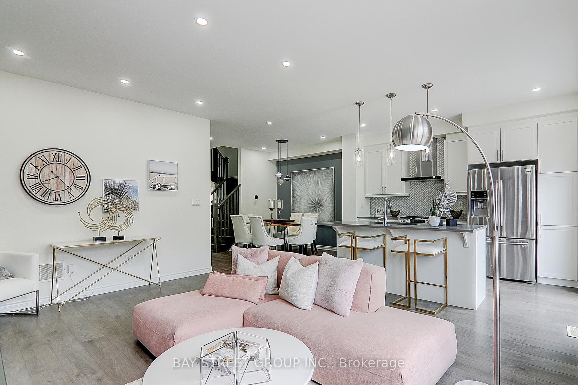 12 Ness Drive photo 9