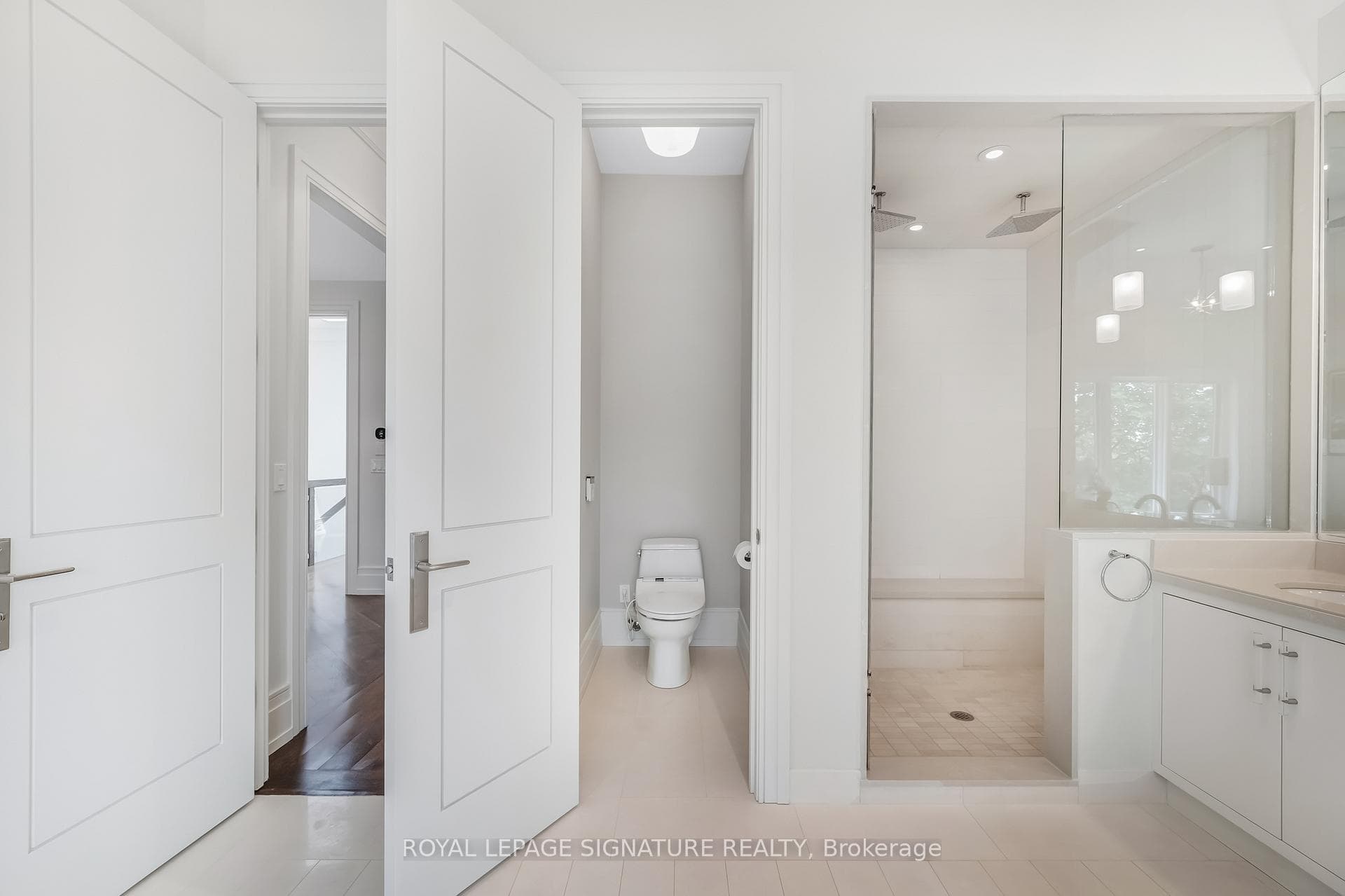 15 Delavan Avenue photo 21