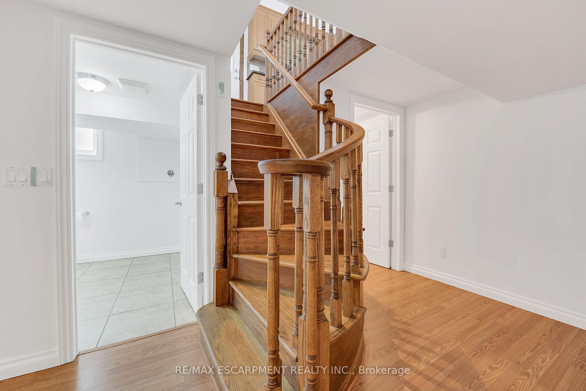 617 Eighth Road photo 17