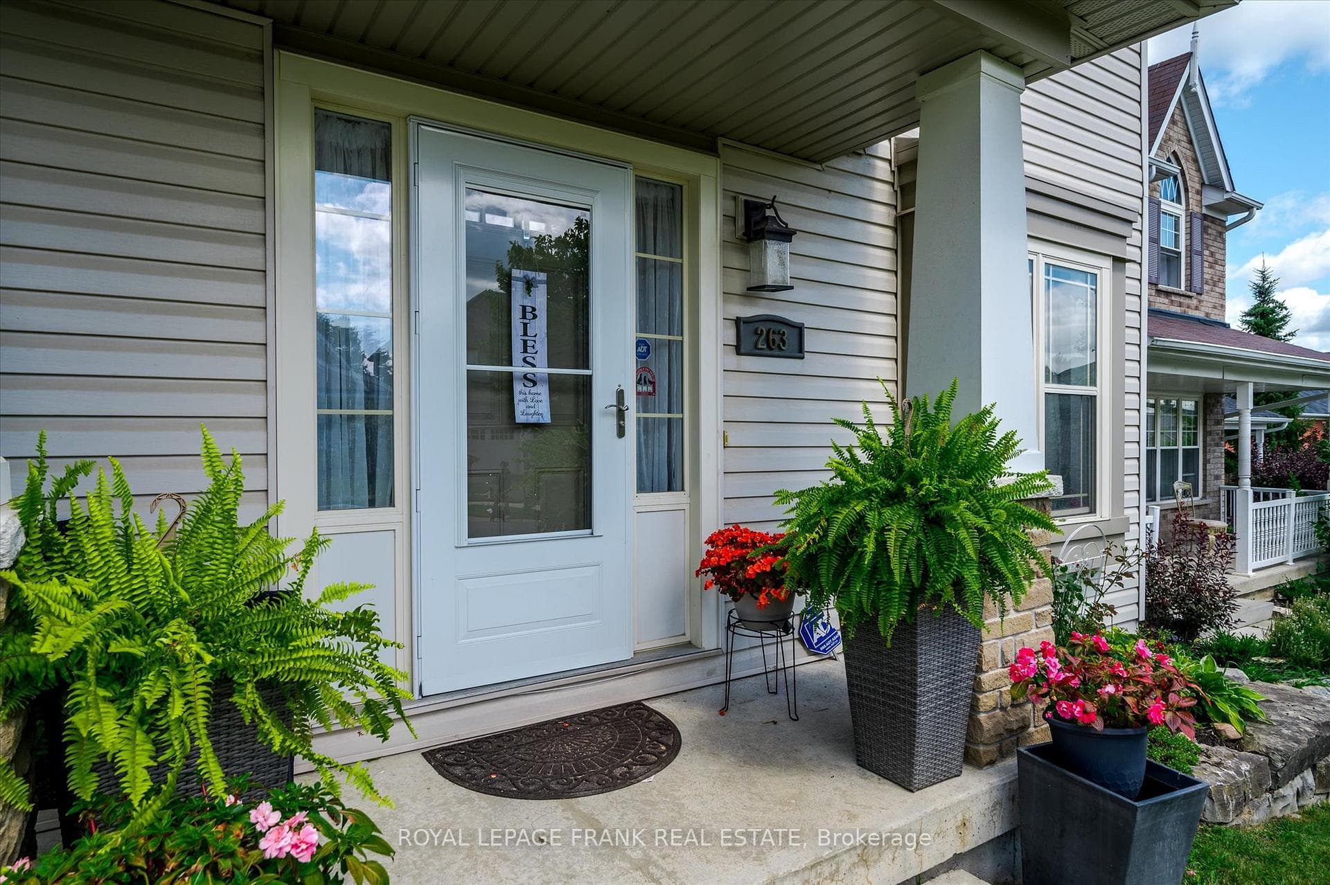 263 Bowen Drive photo 2