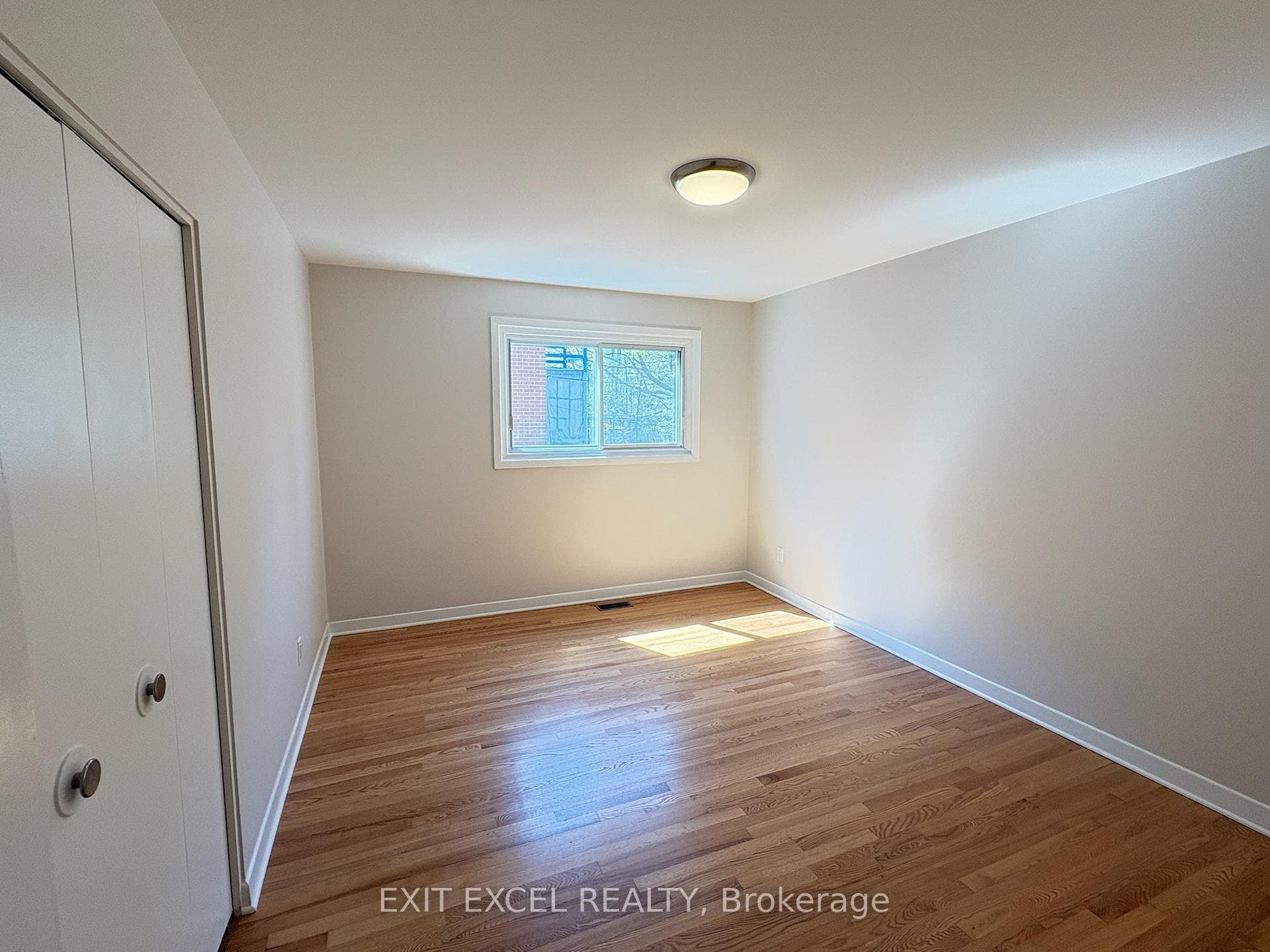 816 Dundee Avenue Unit 1 photo 8