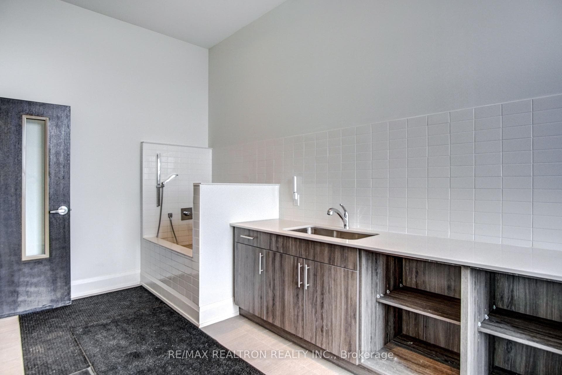 555 William Graham Drive Unit 118 photo 26