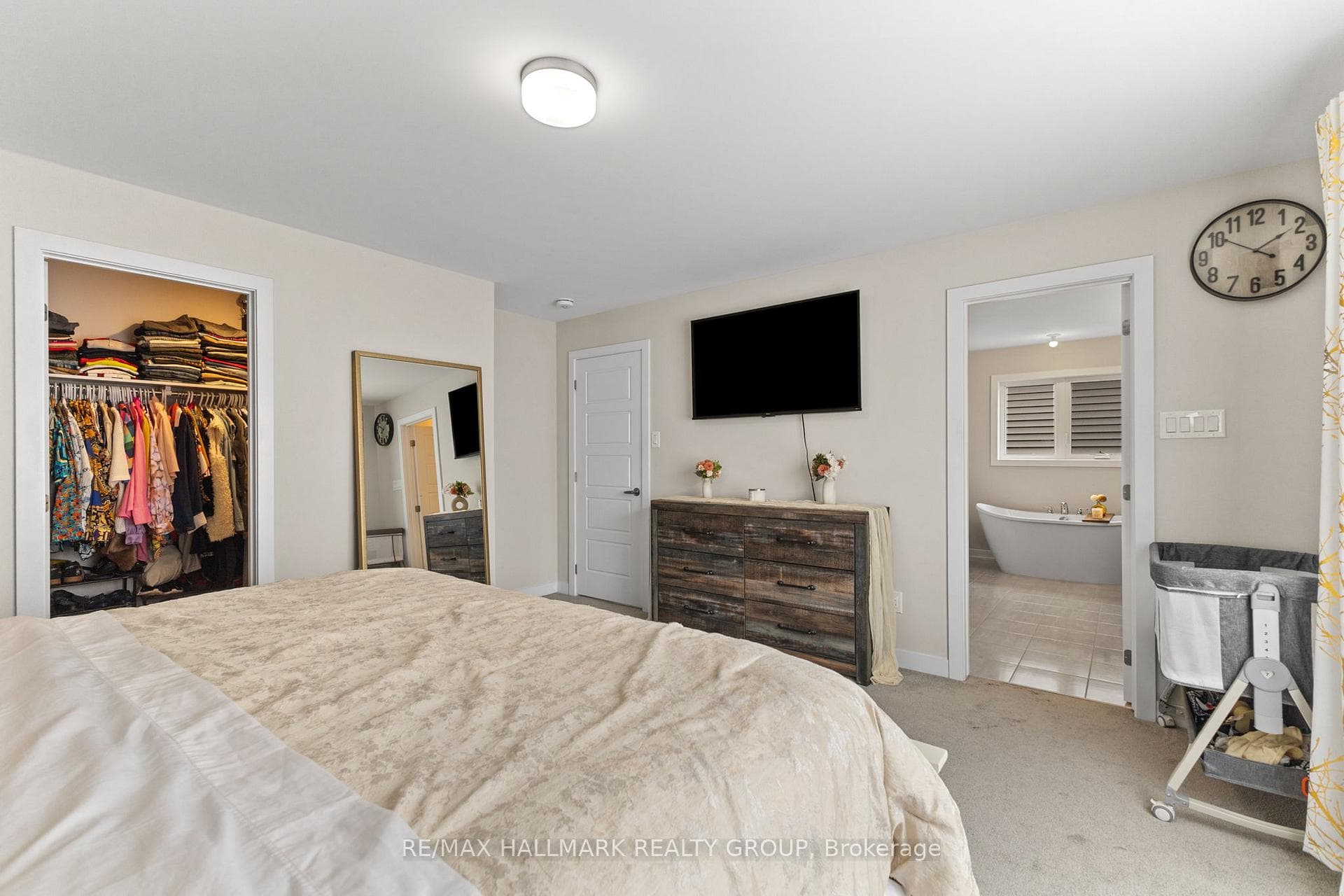 360 Peninsula Road photo 19