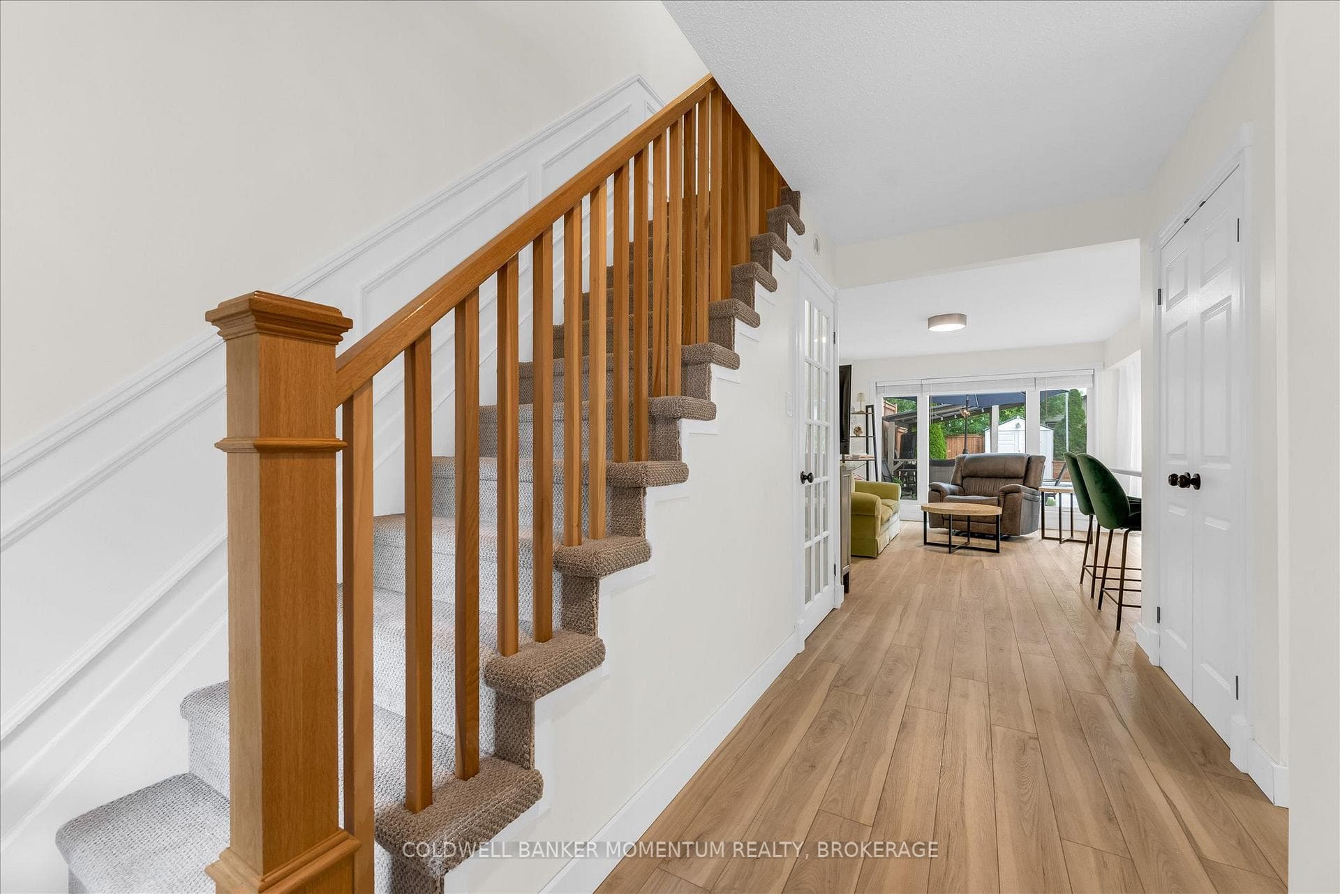 12 Woods End photo 3