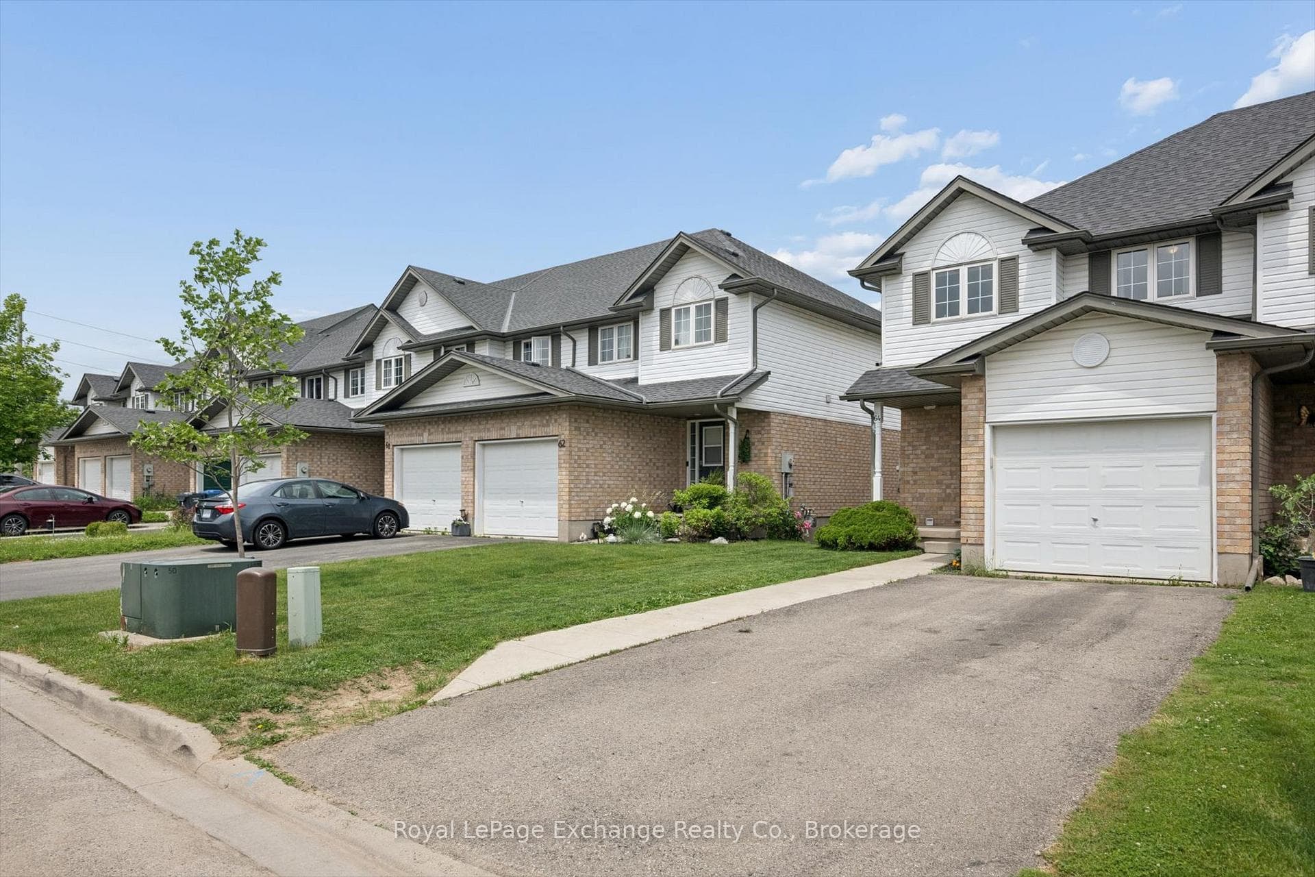 64 Hasler Crescent photo 6