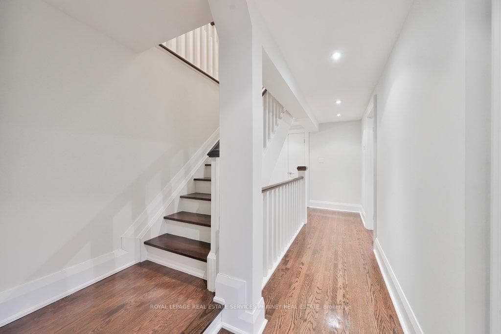 2095 Autumn Breeze Drive photo 27