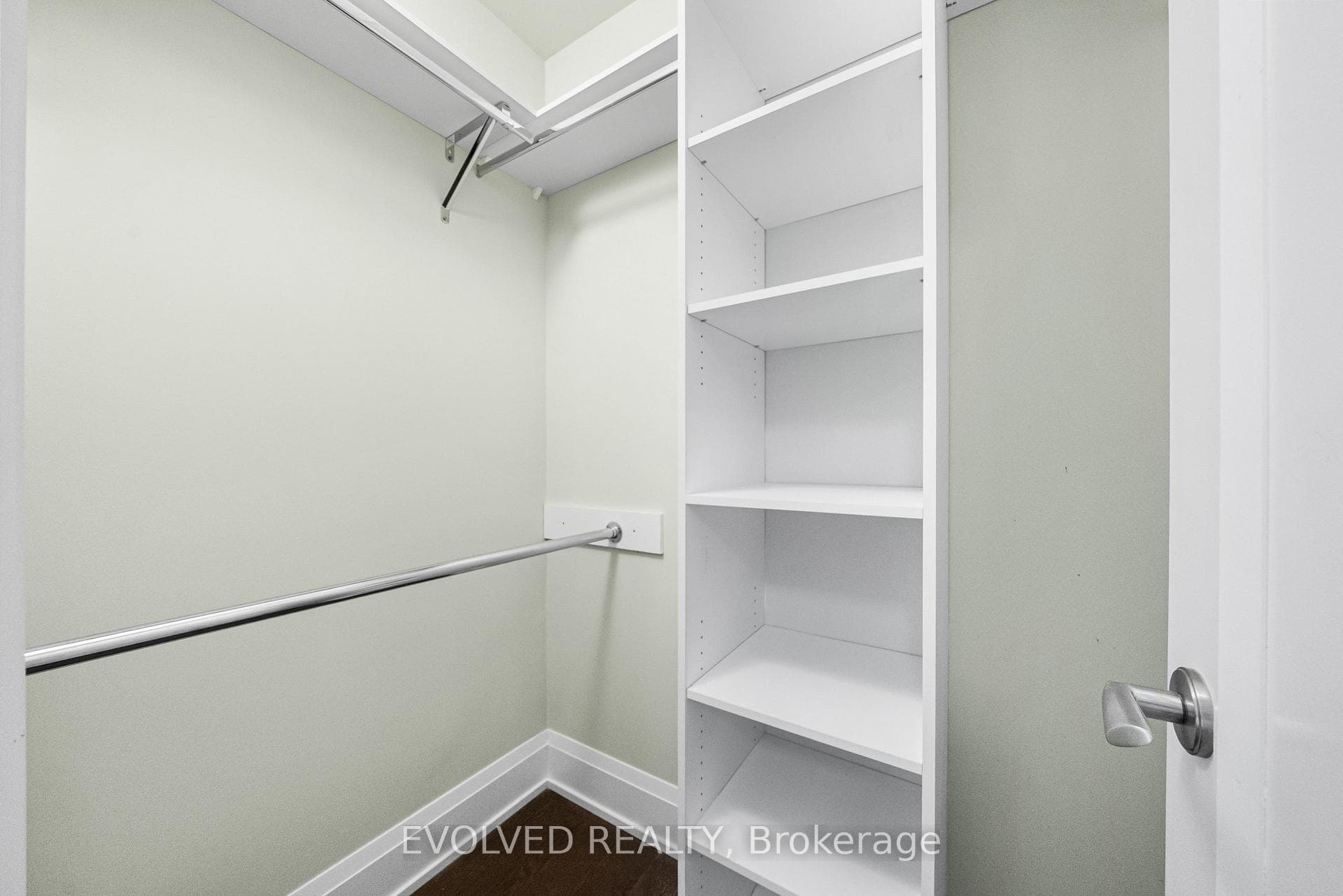 1900 Bayview Avenue Unit 128 photo 21