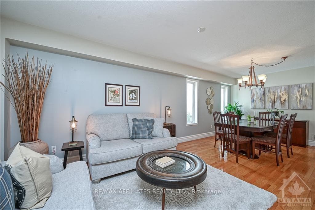 1597 DUPLANTE Avenue photo 3