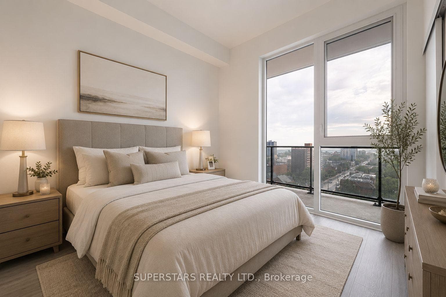 285 Dufferin Street Unit 1124 photo 2