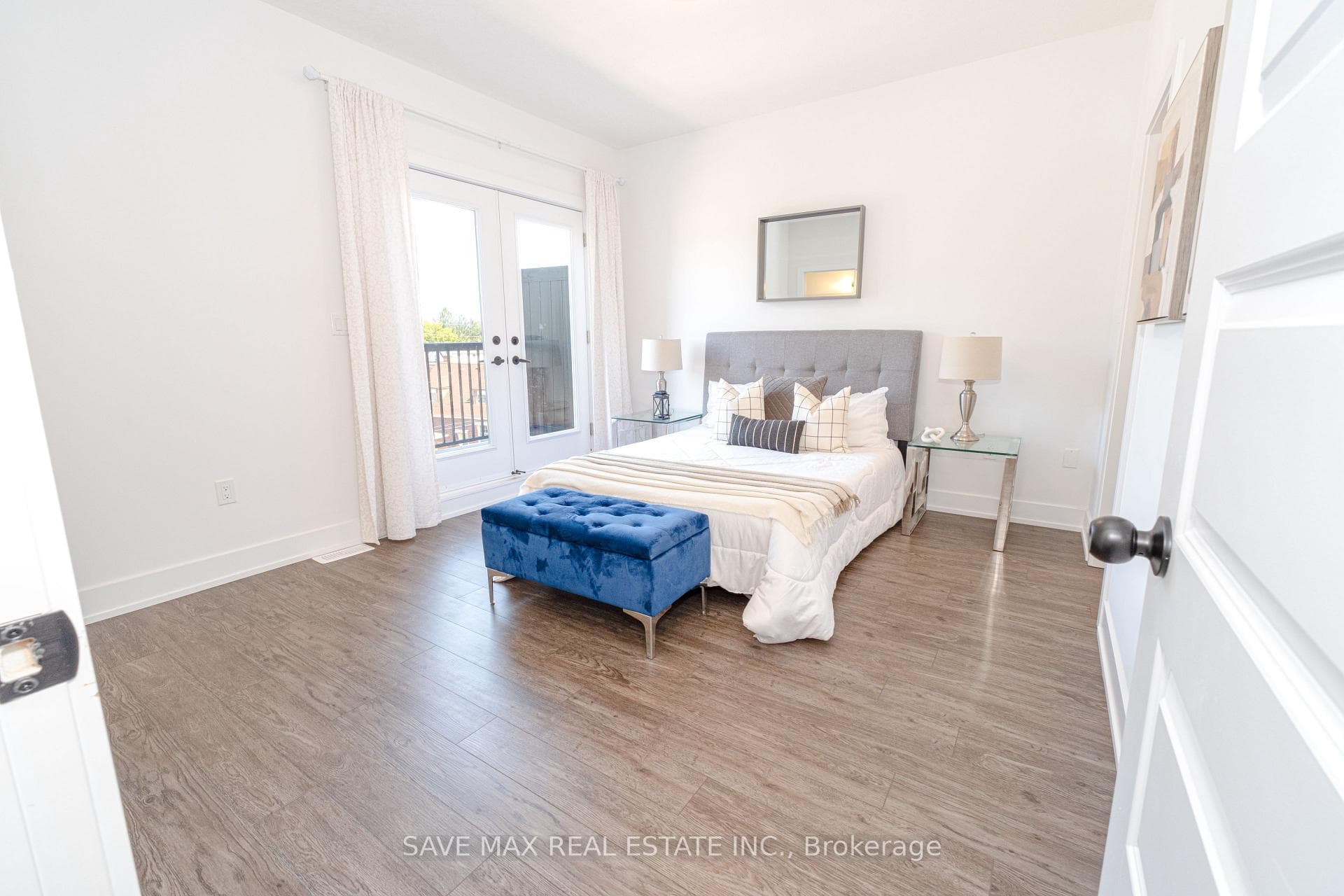 99 Roger Street Unit 18 photo 18