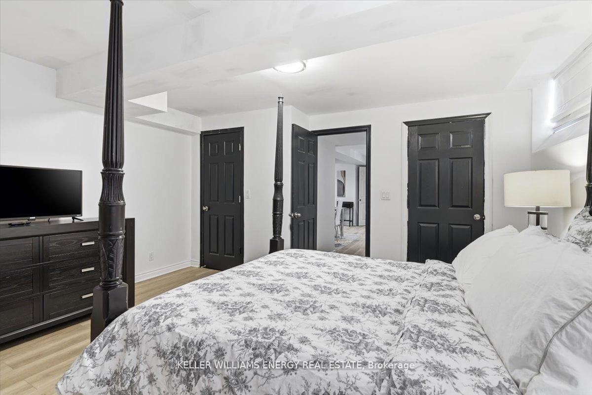 66 Oceanpearl Crescent photo 45