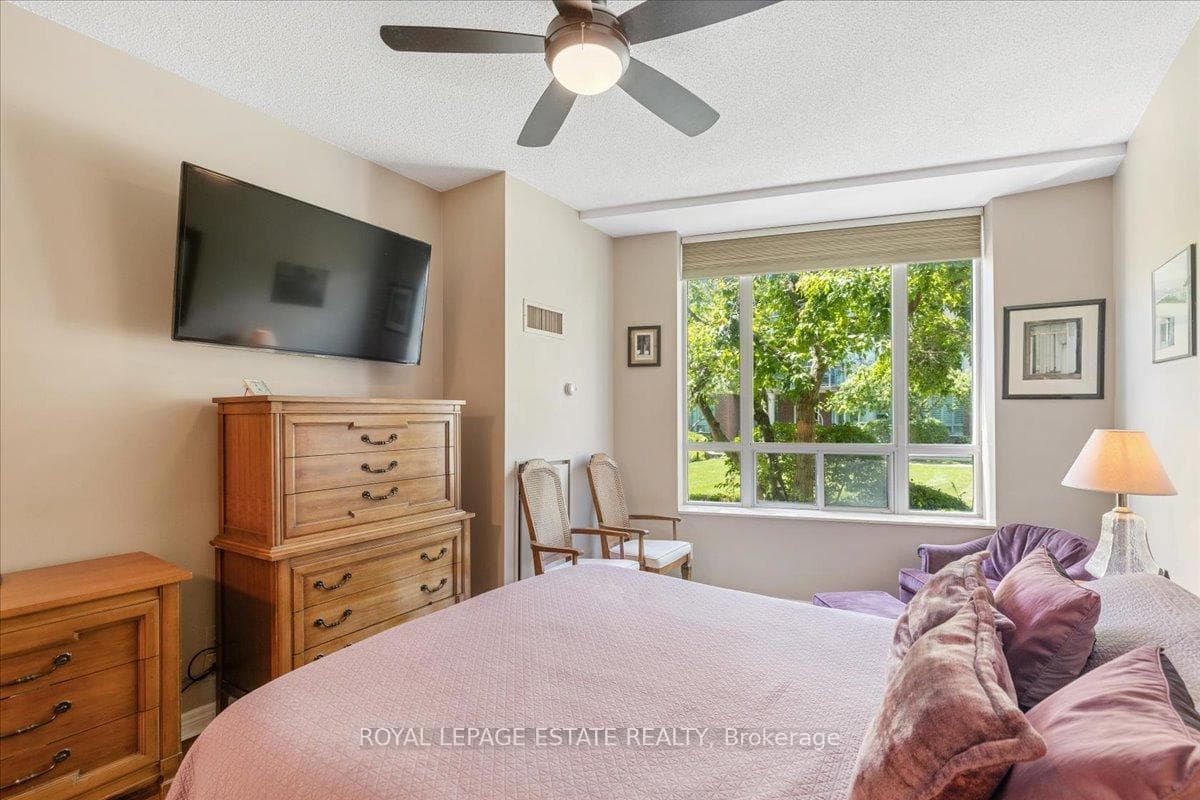 9 Boardwalk Drive Unit 112 photo 15