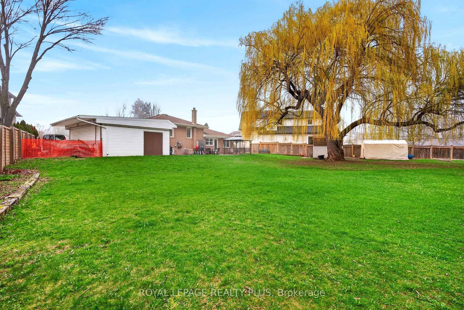 1332 Stanbury Road photo 50