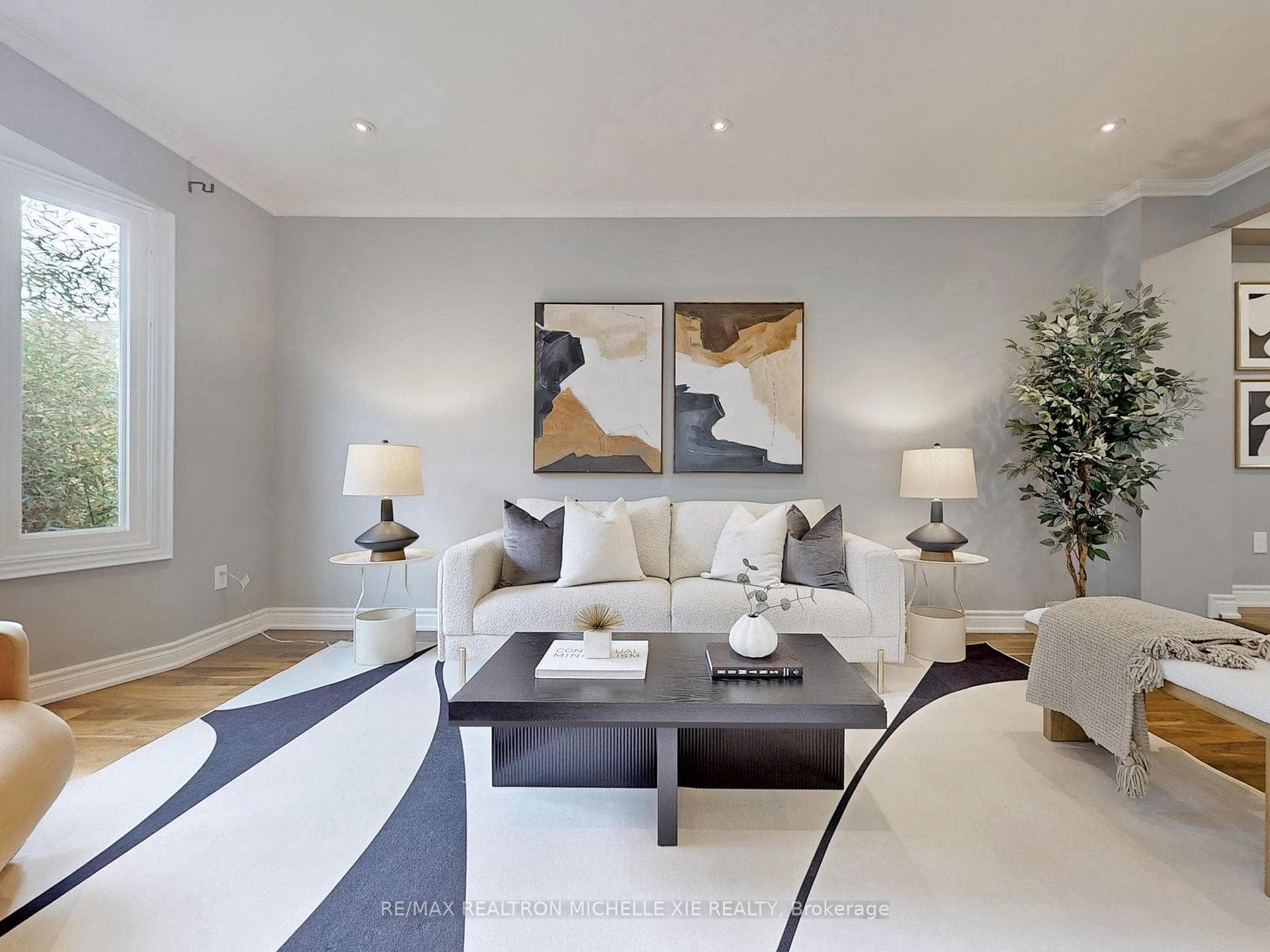 40 Rosemount Avenue photo 3