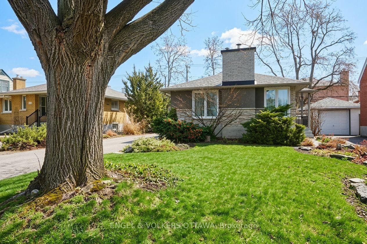 863 Duberry Street photo 2