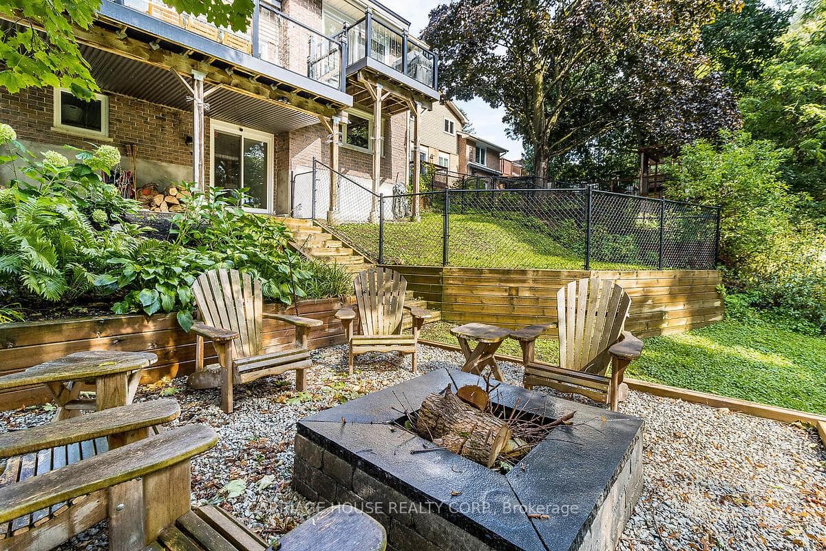 17 Terry Court photo 32