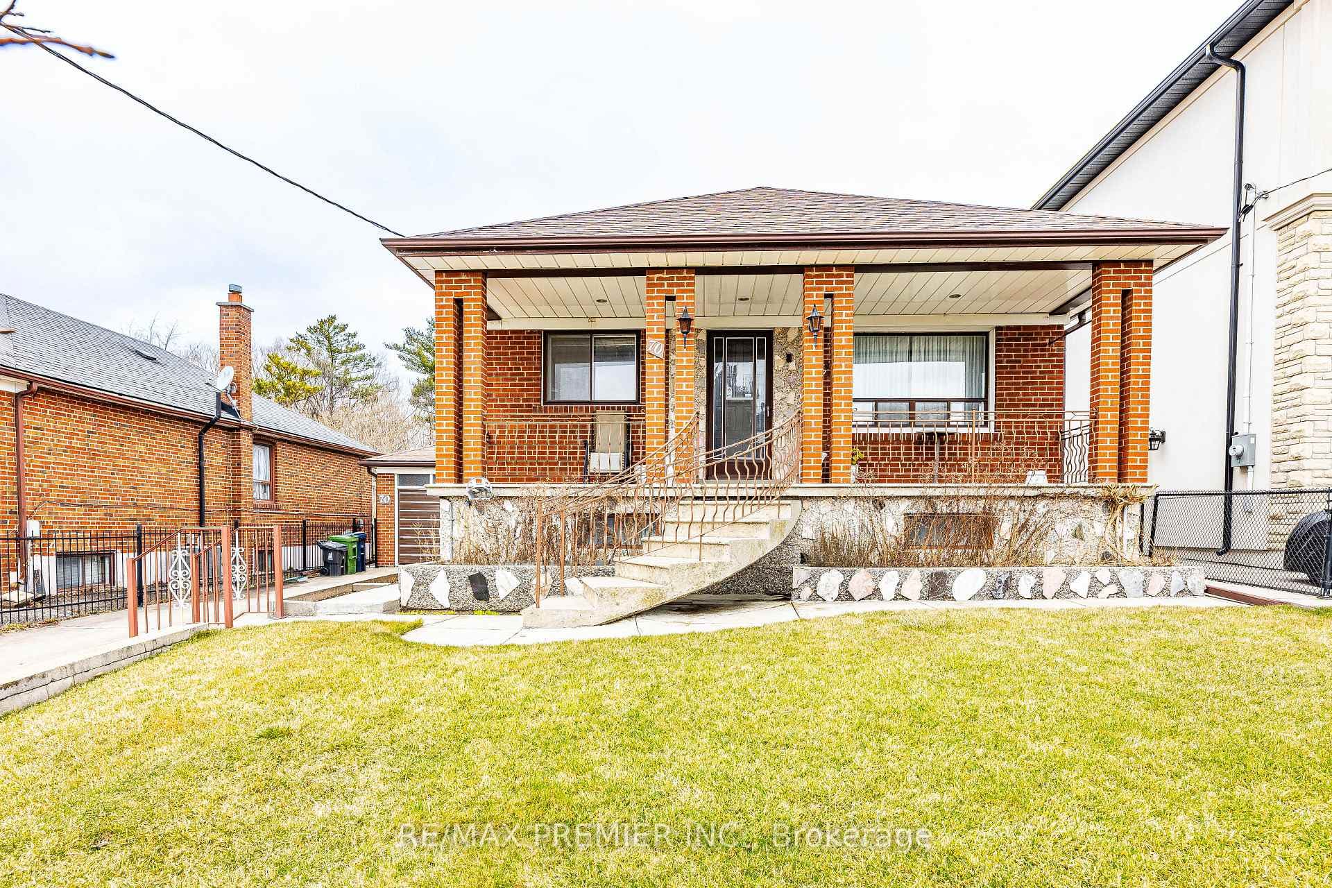 70 Forthbridge Crescent photo 3
