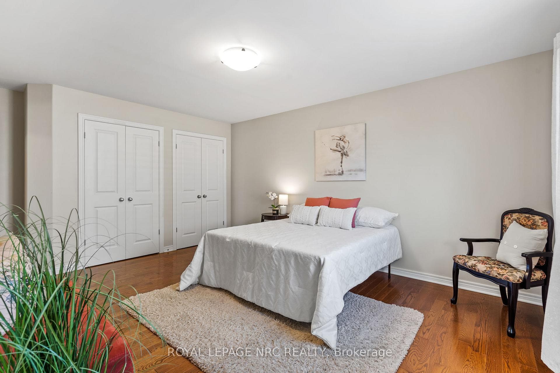 8710 Milomir Street photo 16