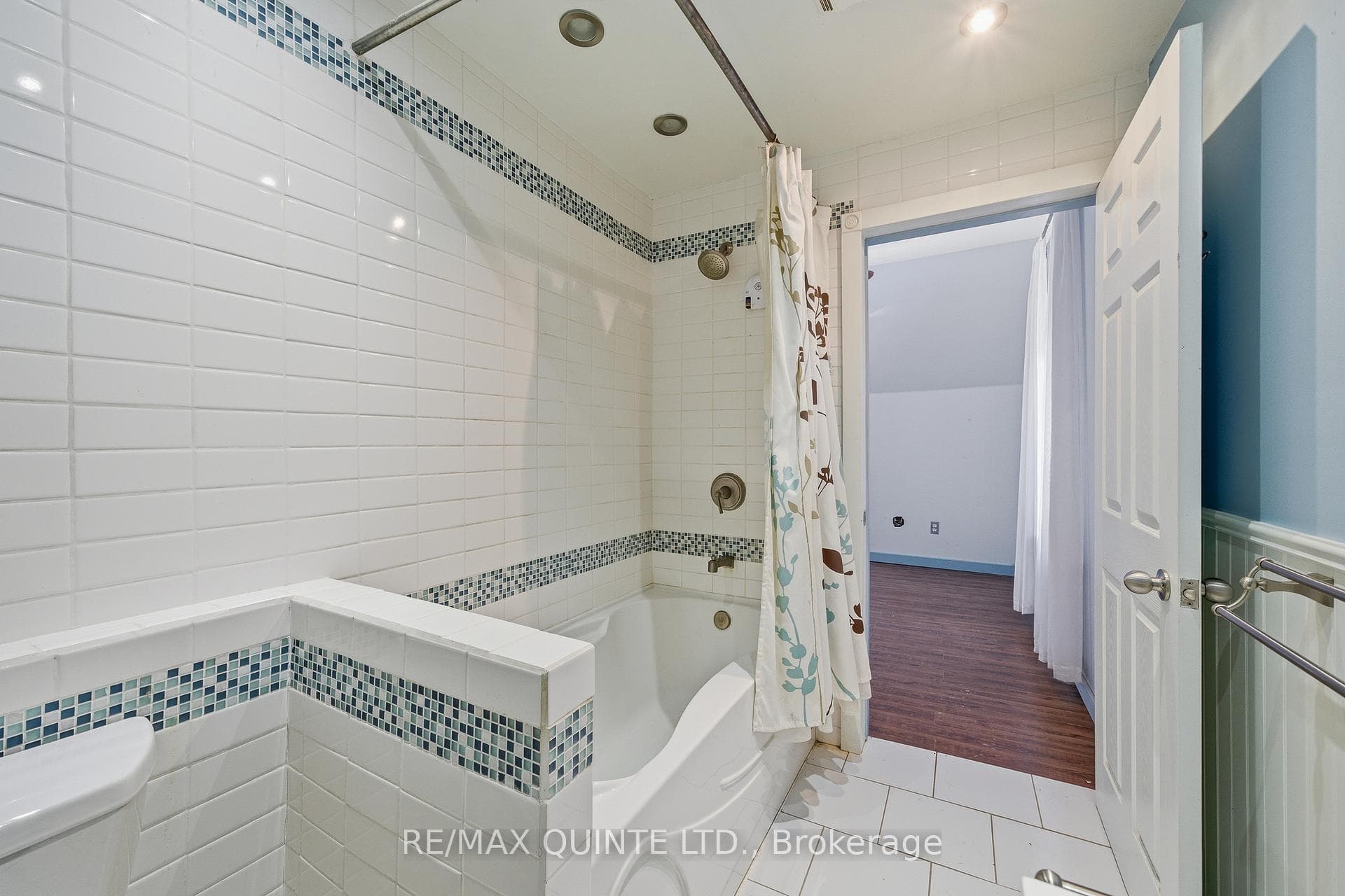 Main Bath