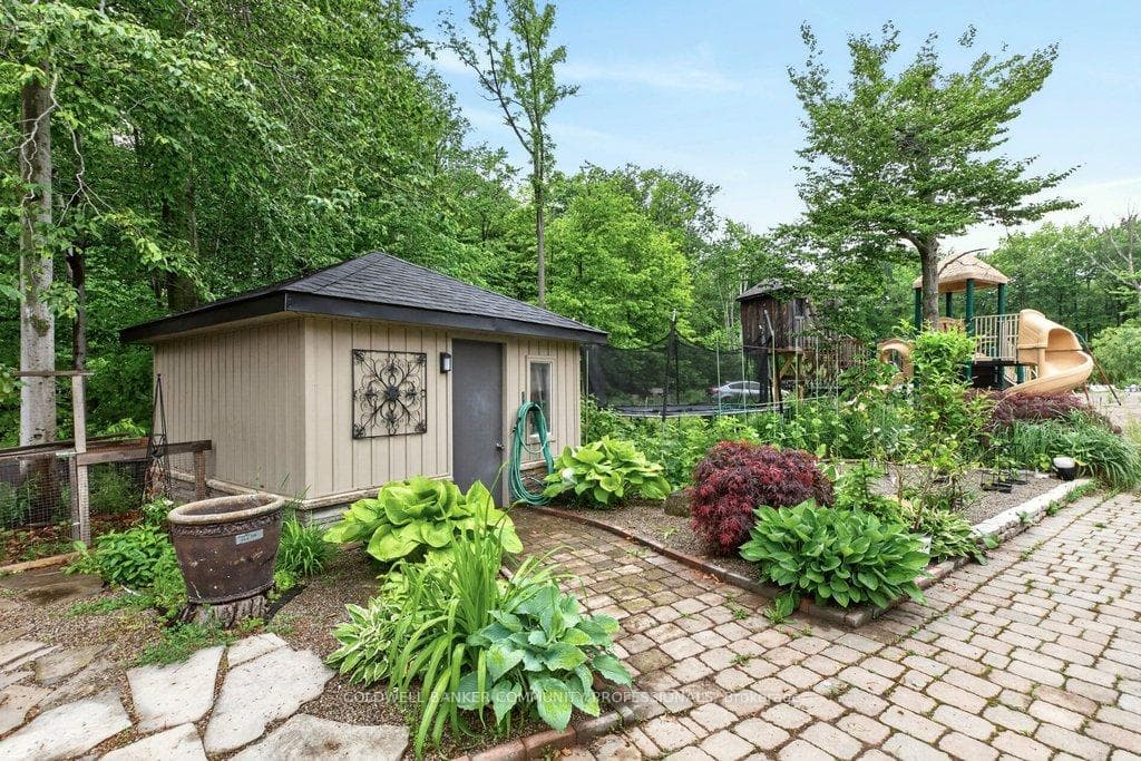 478 Glancaster Road photo 32