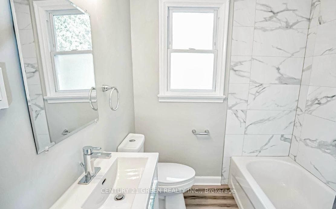 124 Mcmurchy Avenue Unit MAIN photo 11
