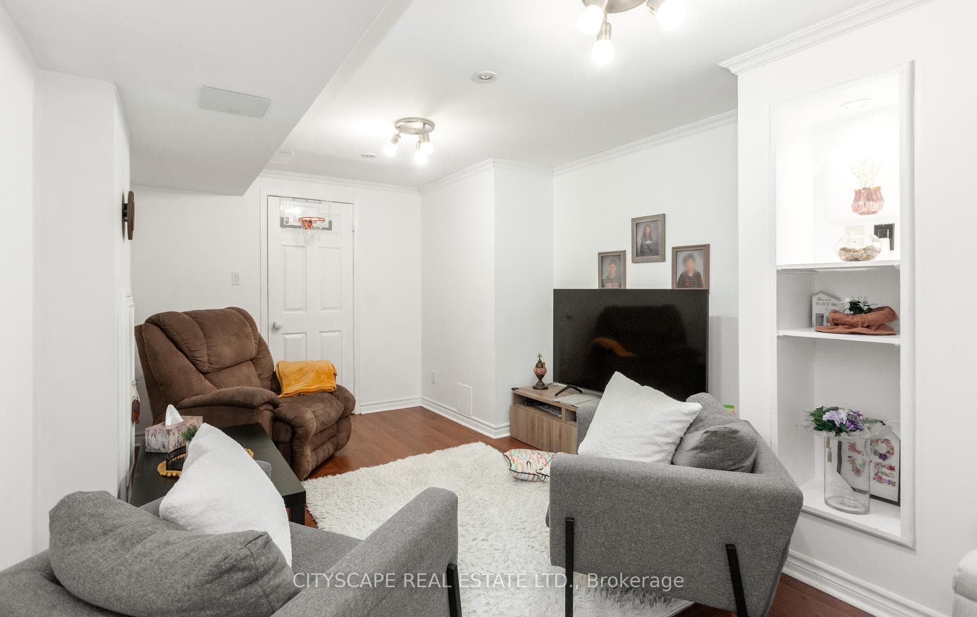 91 Waters Boulevard photo 27