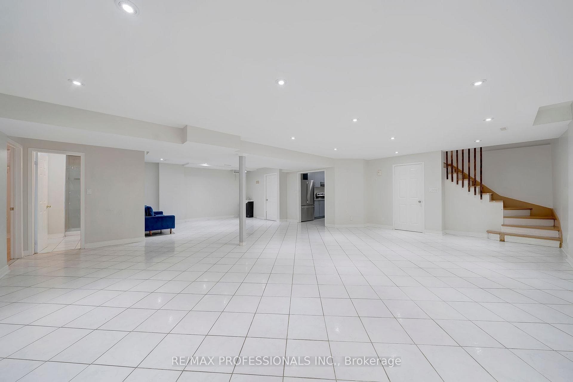 73 Fiddleneck Crescent Unit Basement photo 16