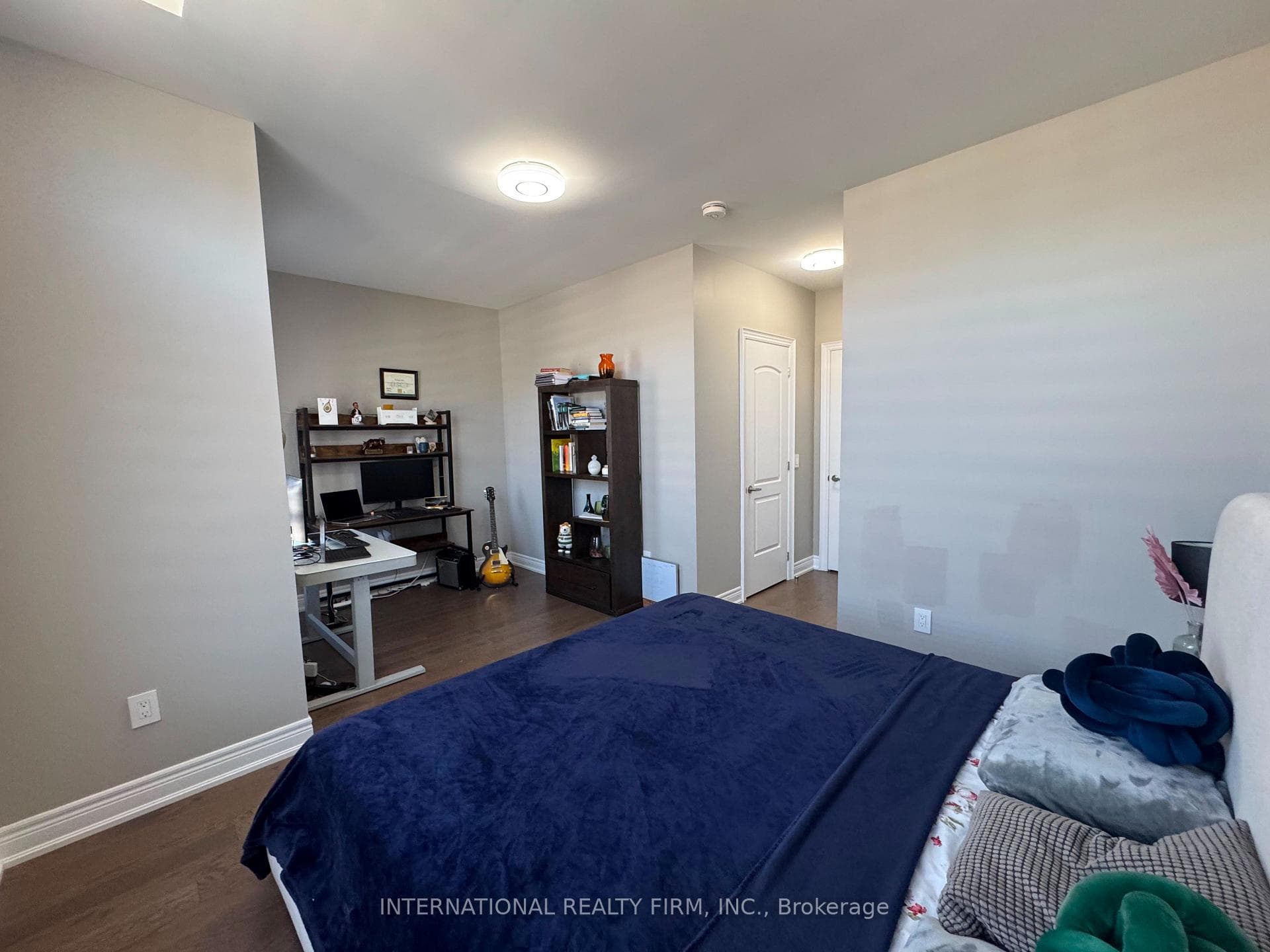 45 Daisy Meadow Crescent photo 12