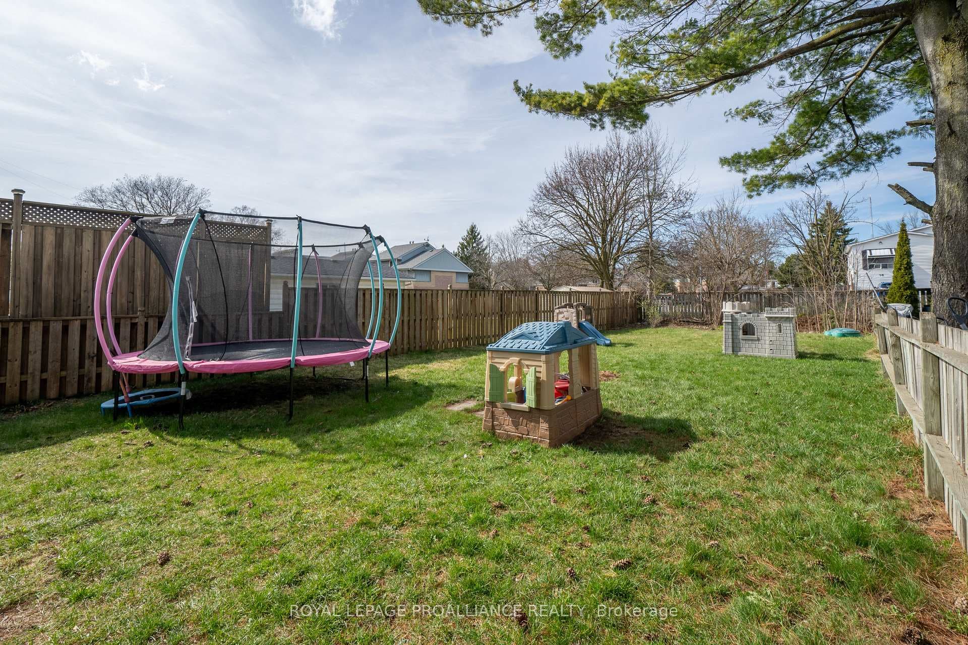 70 EDWARD Street photo 30