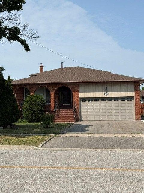 98 Jeanne Drive photo 1