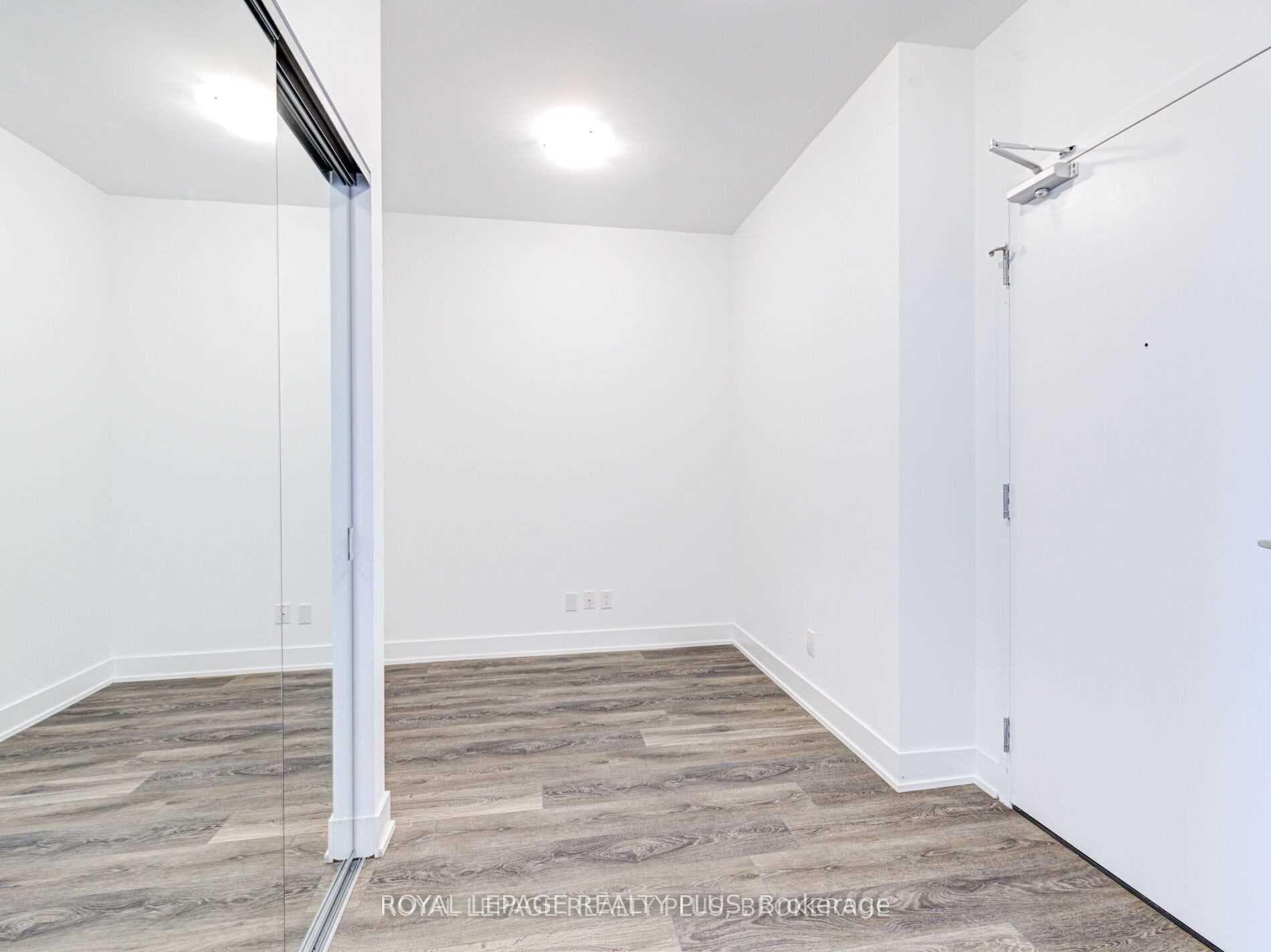 297 Oak Walk Drive Unit 2107 photo 3