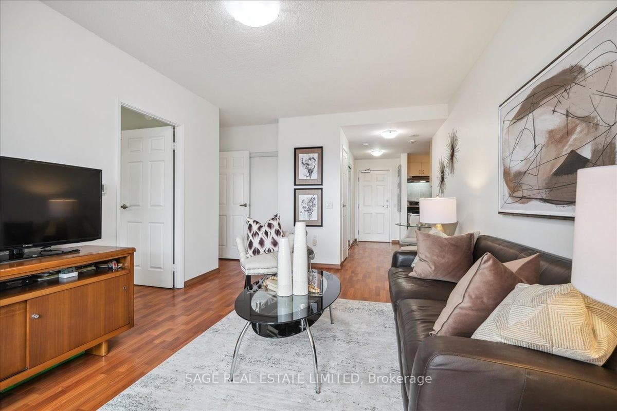 15 Maplewood Avenue Unit 1107 photo 11