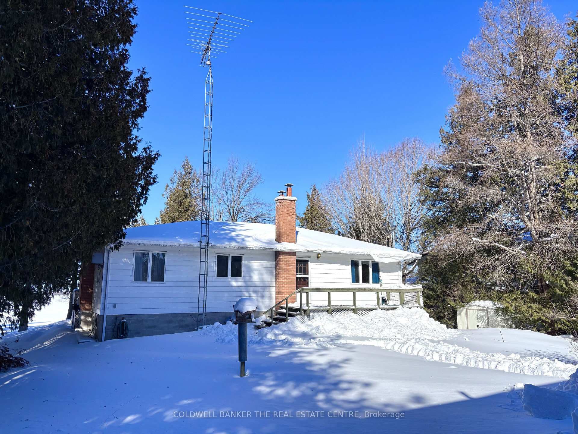 54 Mason Lane photo 3