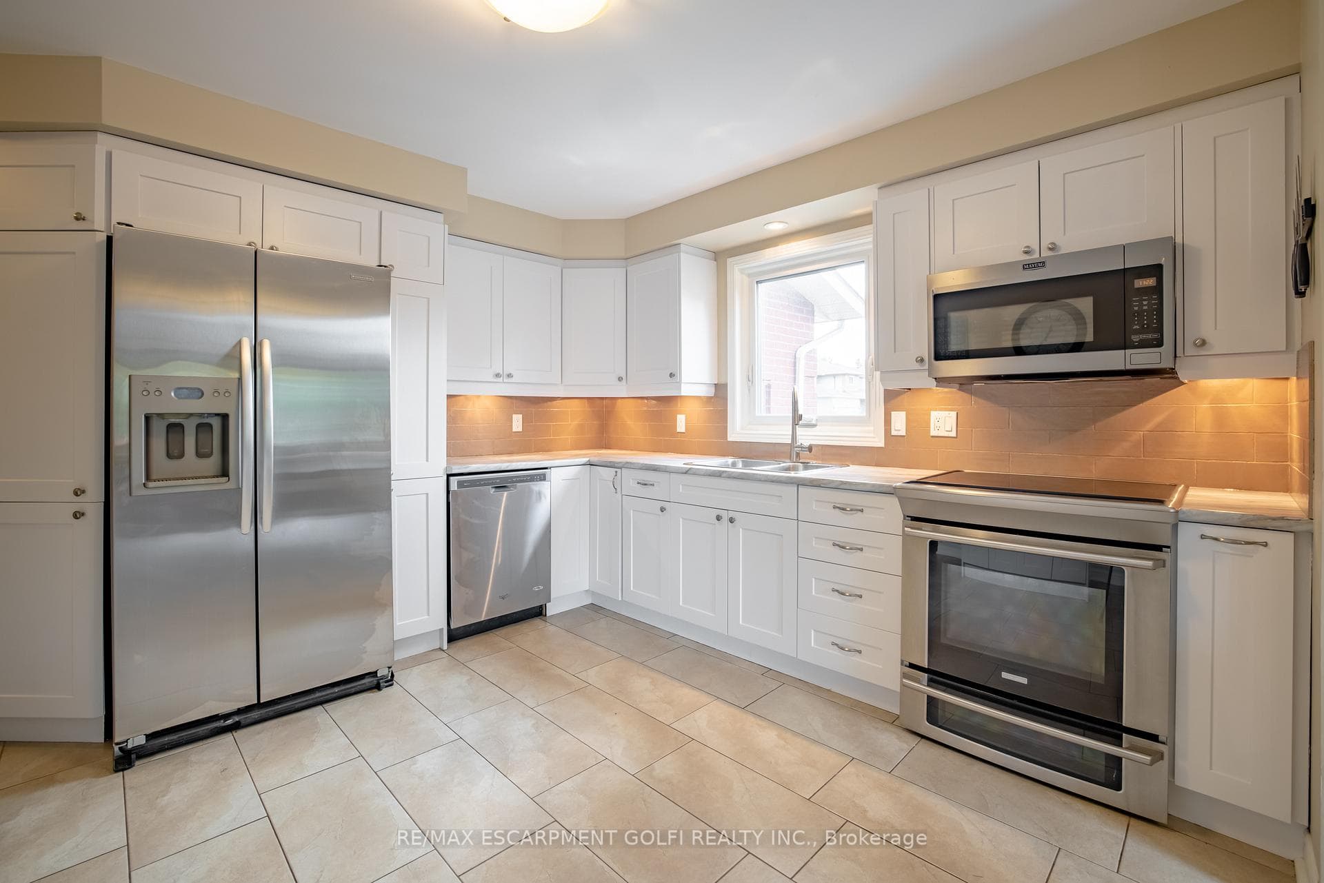 3 Benvenuto Crescent photo 16