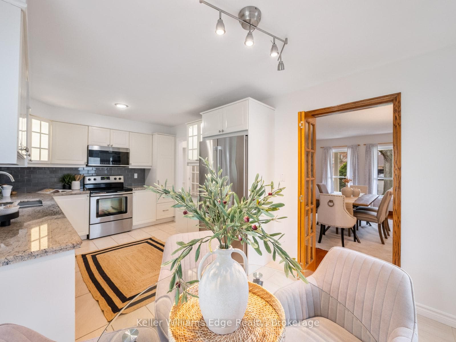 23 Ridgewood Boulevard photo 6