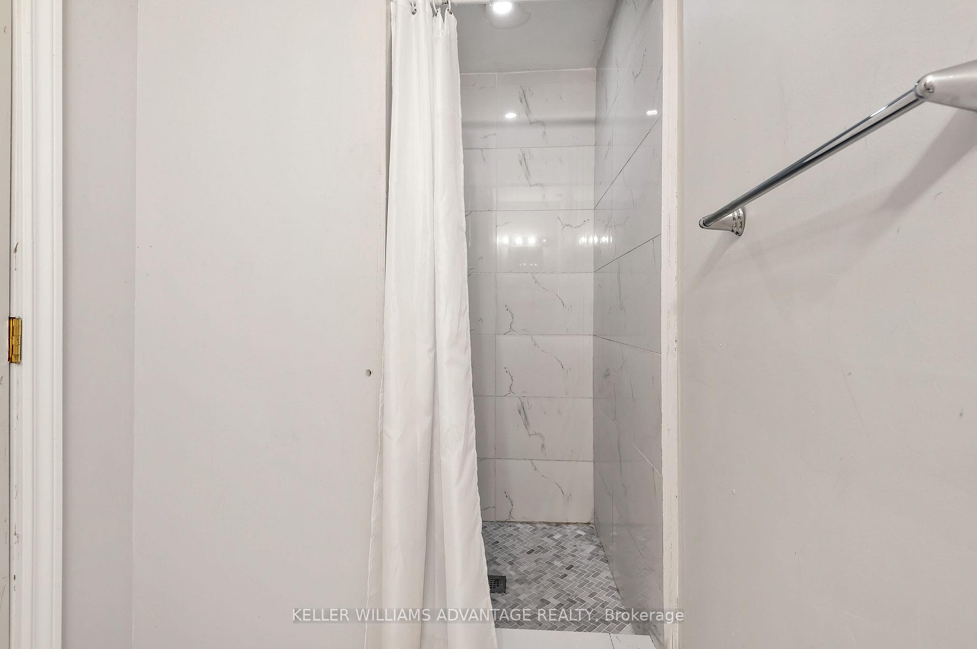 62 Santamonica Boulevard photo 32
