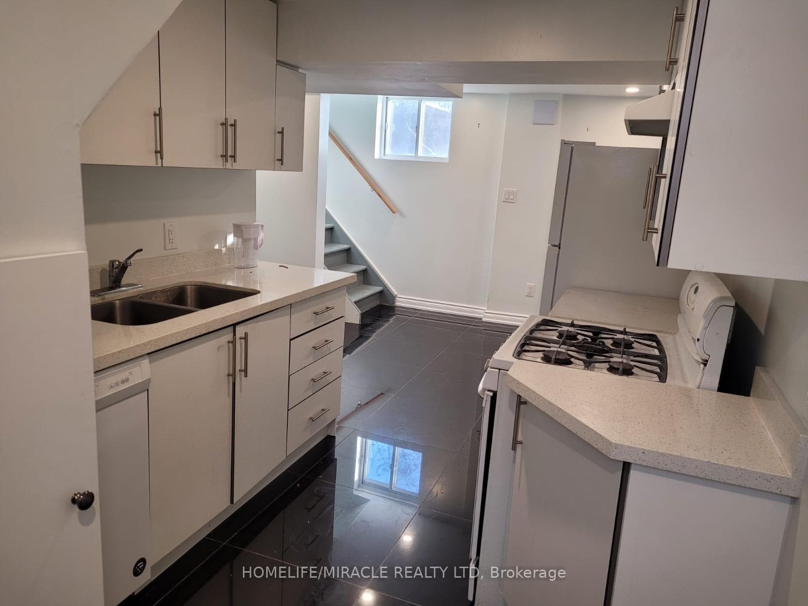 61 Westhumber Boulevard photo 19