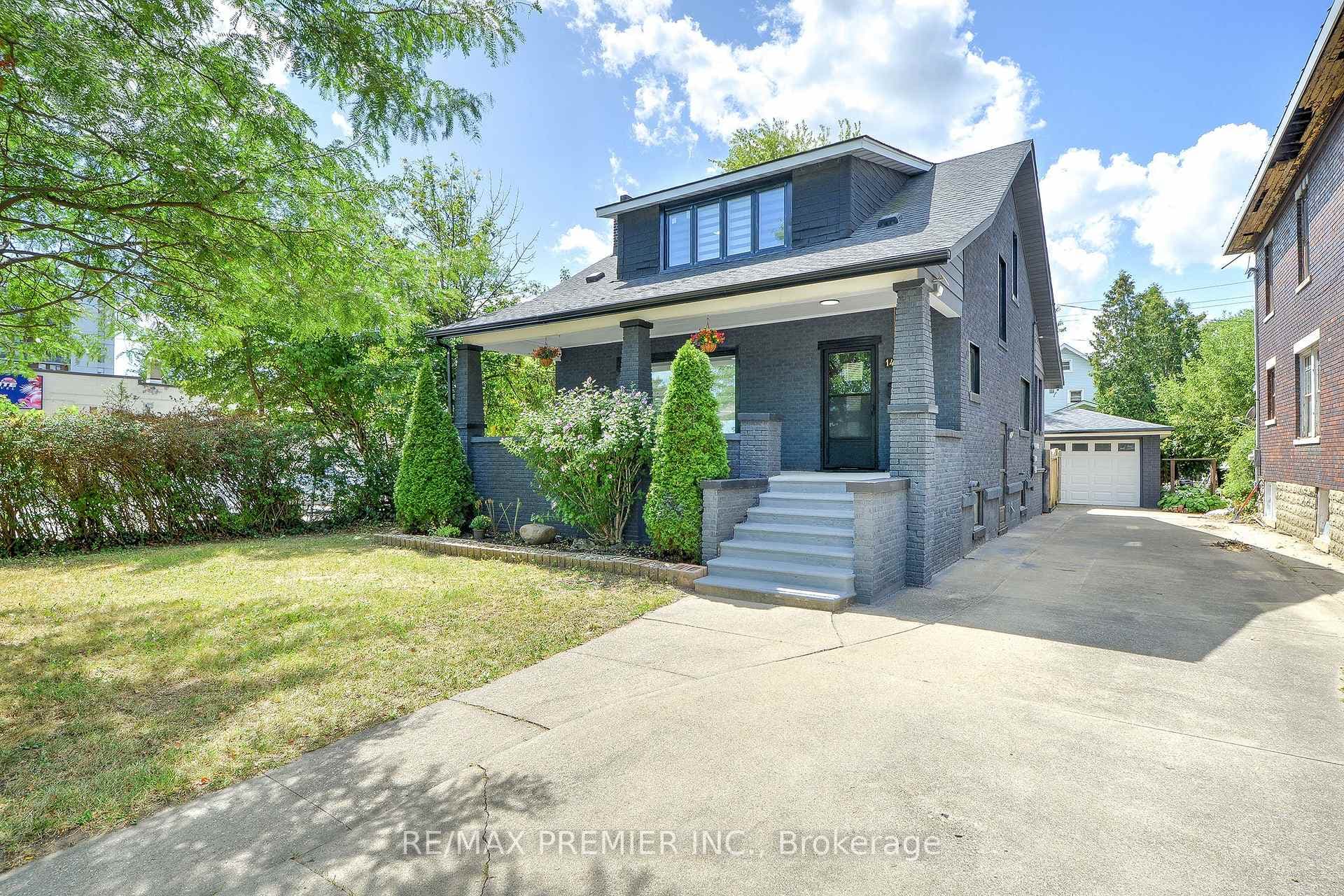 1467 Ouellette Avenue photo 1