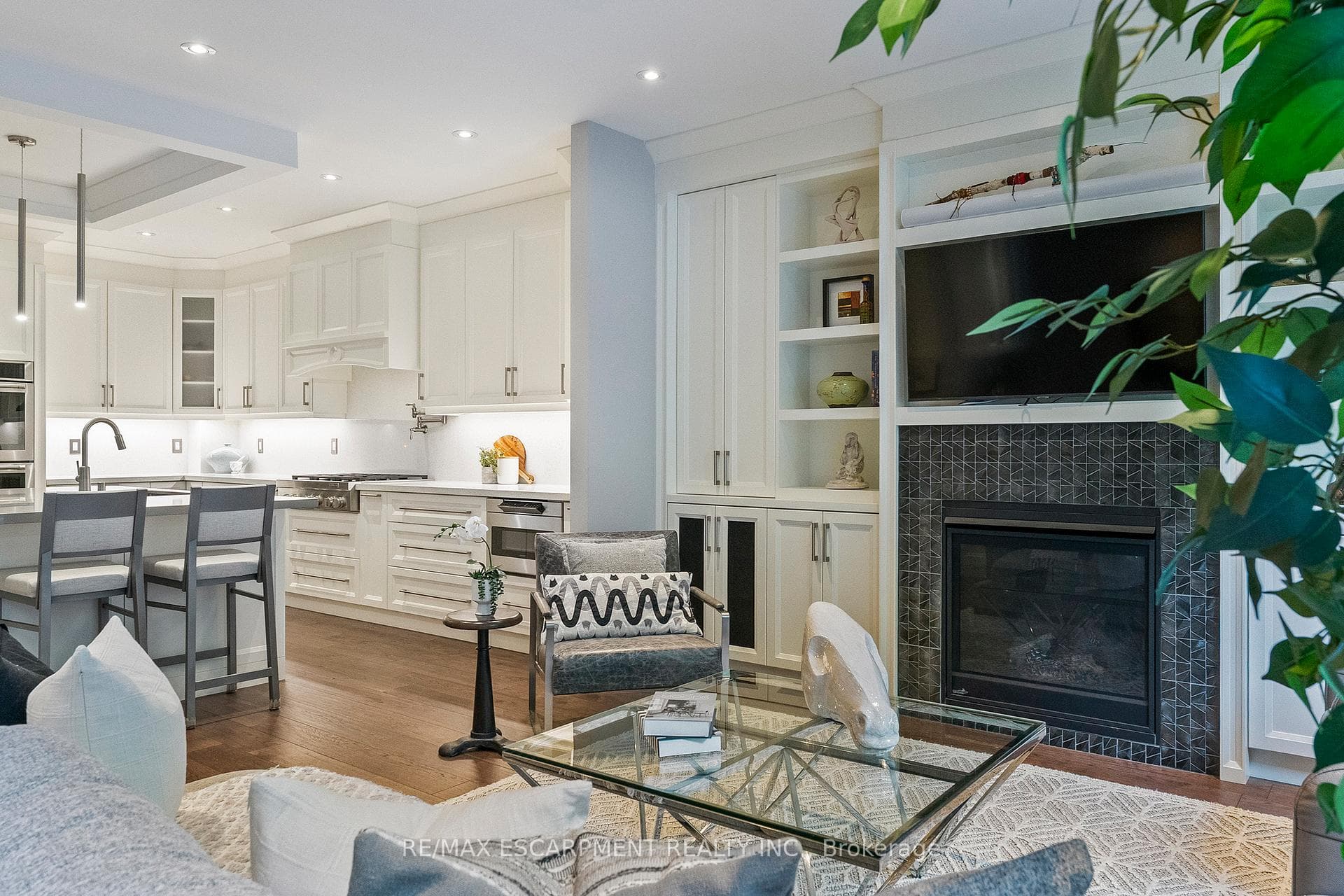 24 Cayuga Avenue photo 15