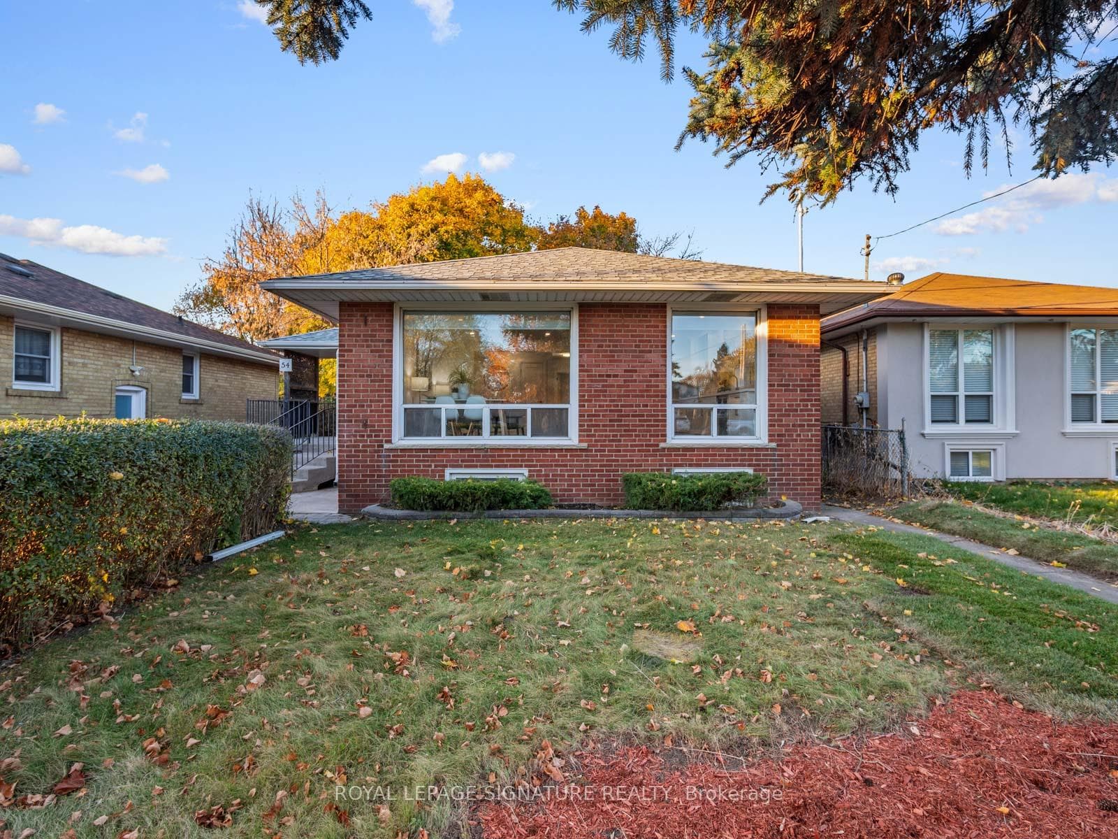 54 Flintridge Road photo 2