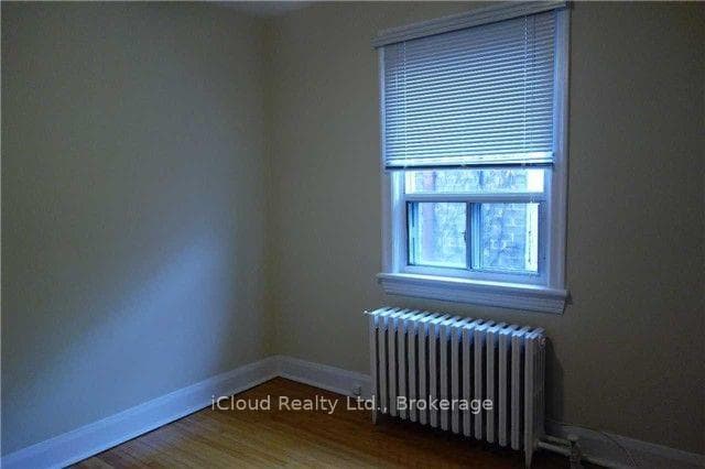 1162 Avenue Road Unit Upper photo 8