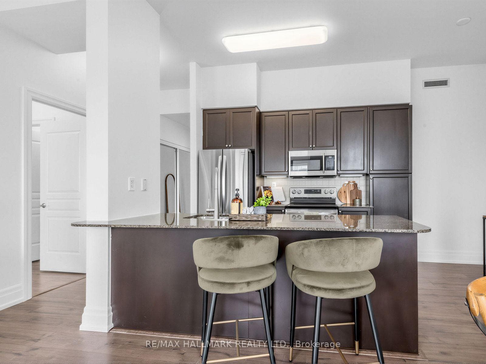 777 Steeles Avenue Unit LPH3 photo 12