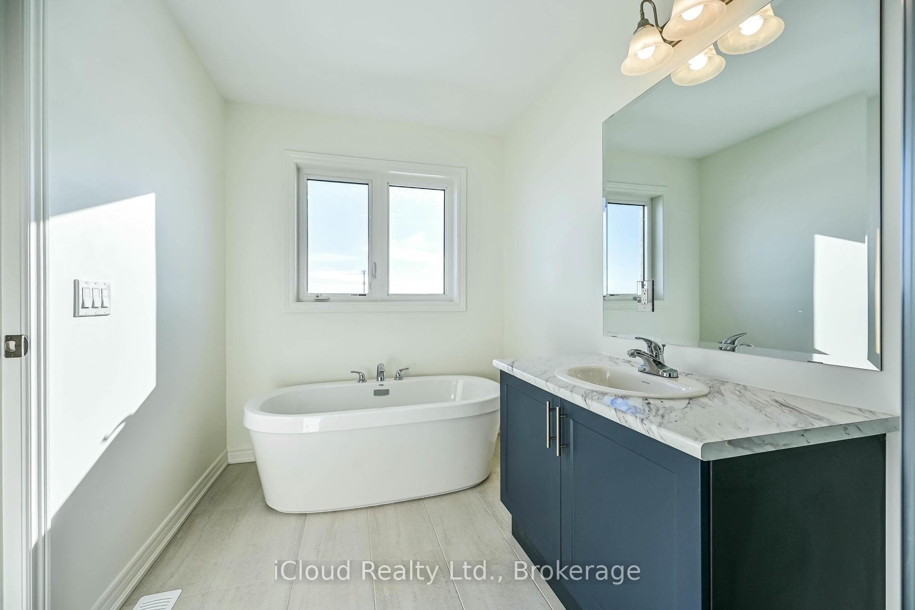 111 Picardy Drive photo 18