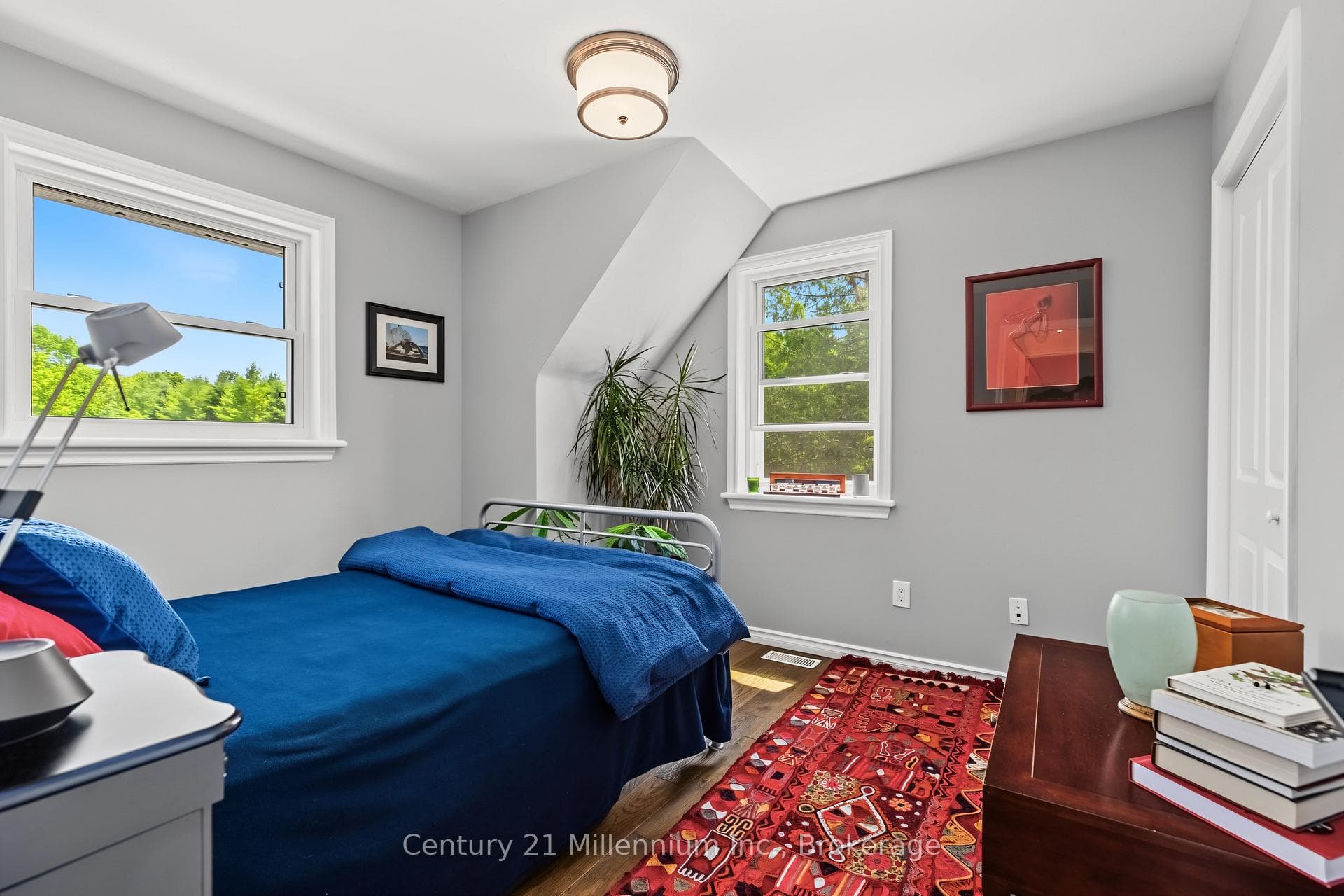 414681 Baseline Road photo 33