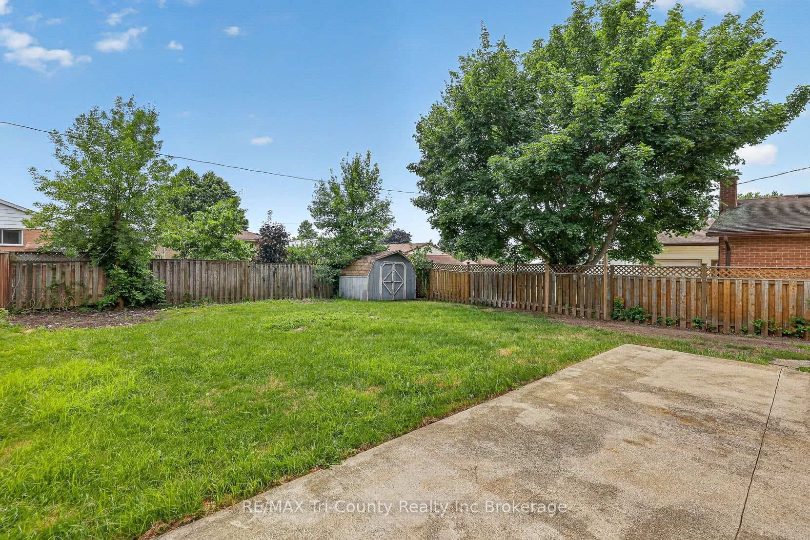 61 Airey Avenue photo 9