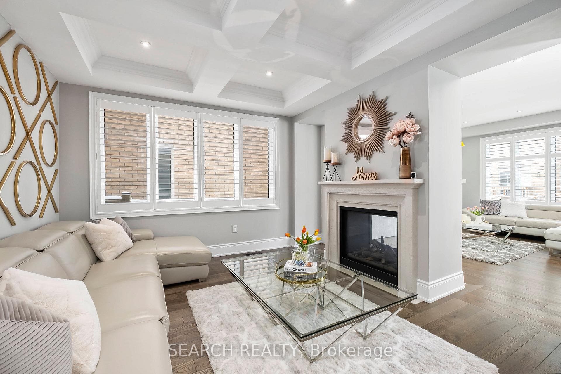 127 Beaconsfield Drive photo 4