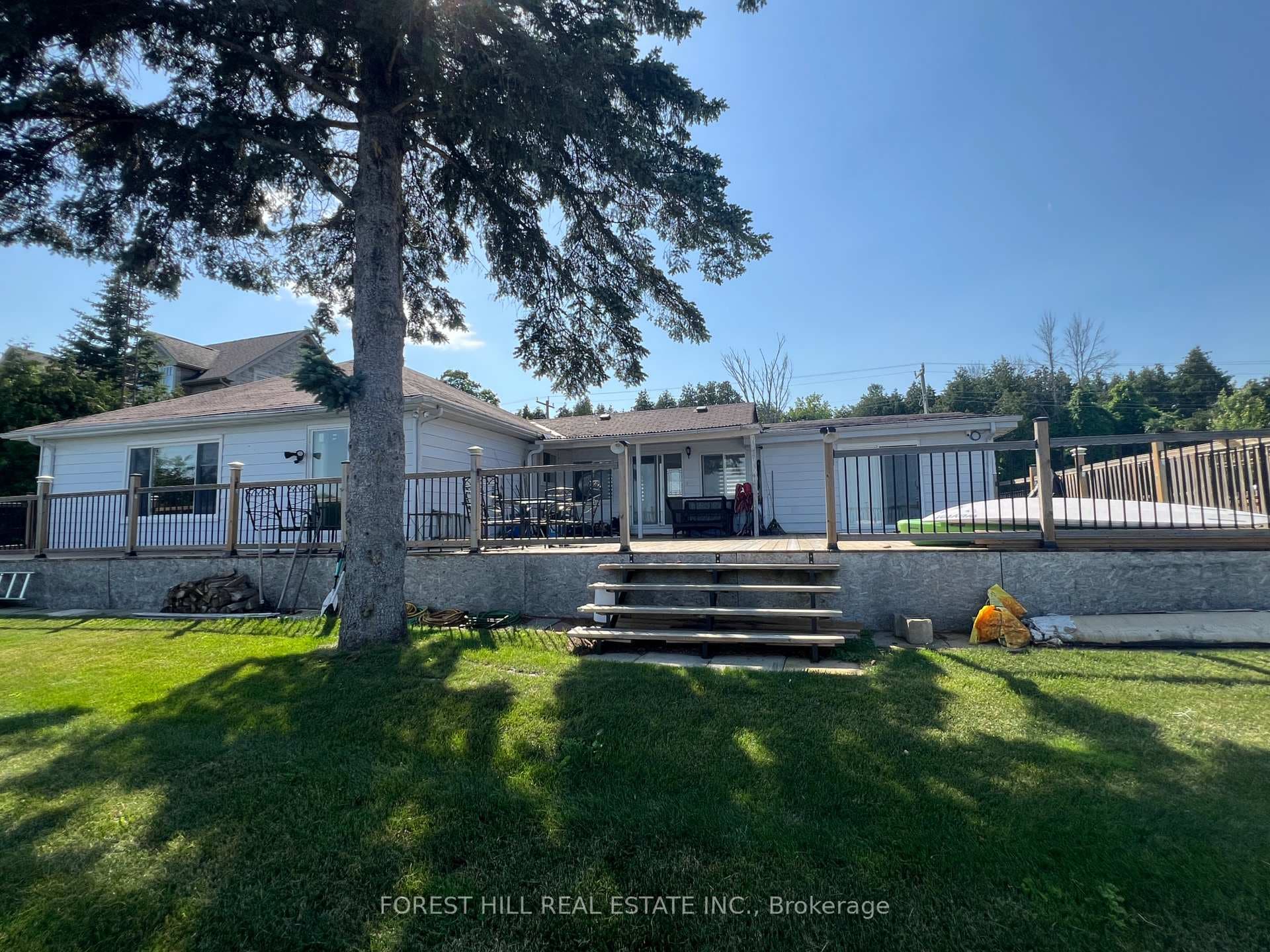1161 Connaught Drive photo 1